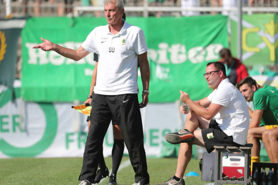 War mit dem Auftritt beim 0:0 gegen Aufsteiger VfL Hohenstein-Ernstthal alles andere als zufrieden.