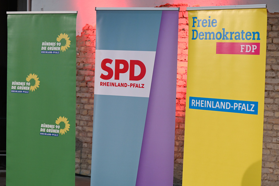 Die Grünen, die SPD und die FDP stecken momentan mitten in den Koalitionsverhandlungen. (Symbolbild)