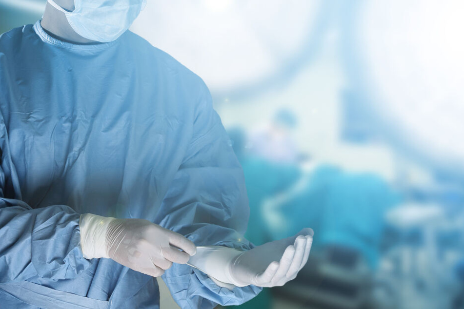 Der Tod einer Patientin im Anschluss an eine Schönheitsoperation ist nicht der erste Todesfall in der Klinik. (Symbolbild)