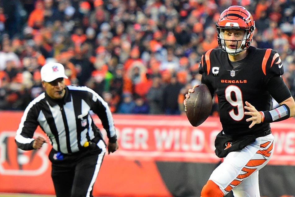 NFL Wild Card: Bengals hold off Raiders to move on to round two