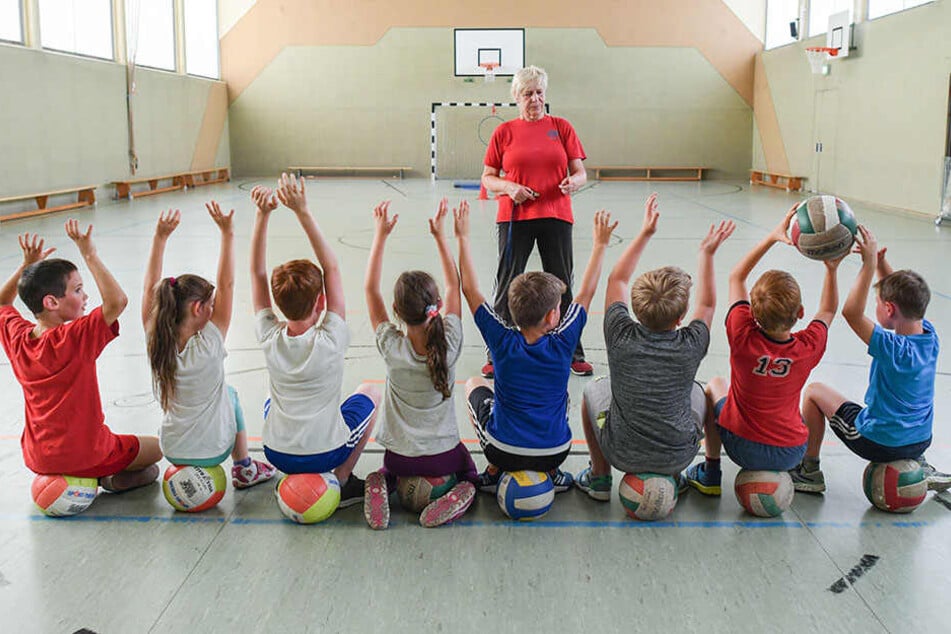 Beim Sport wird teils gekürzt. Das sorgt für Kritik.