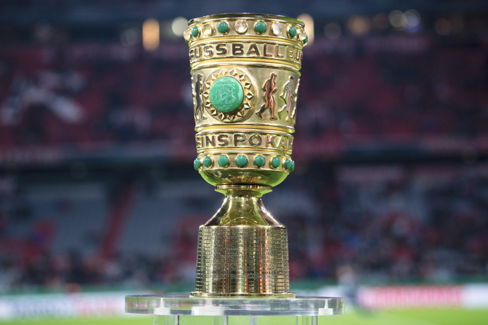 Es geht um den Pokal: Die Auslosung am Sonntag hat ergeben, dass der VfB Stuttgart gegen den 1. FC Köln antritt.