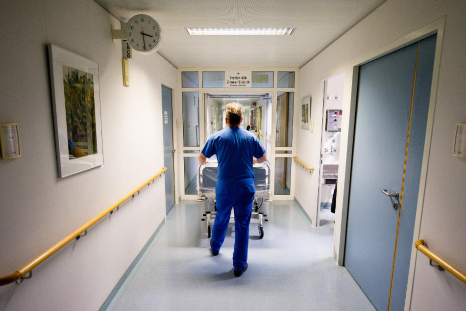 Baustelle Krankenhaus: Die sächsische Krankenhausgesellschaft sieht viele Baustellen an Sachsens Kliniken.