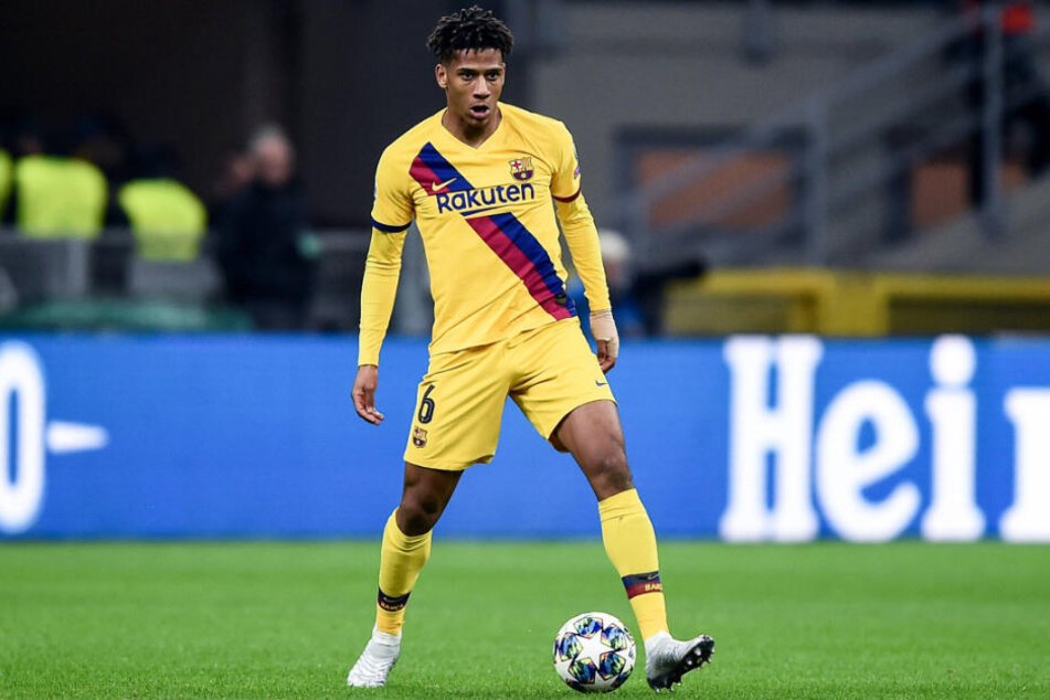 Der FC Schalke 04 hat Jean-Clair Todibo (20) vom spanischen Top-Klub FC Barcelona auf Leihbasis verpflichtet.