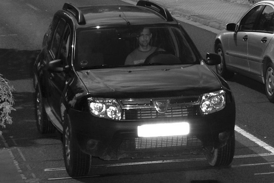Die Polizei sucht nach diesem Mann. Wer kann Hinweise geben?