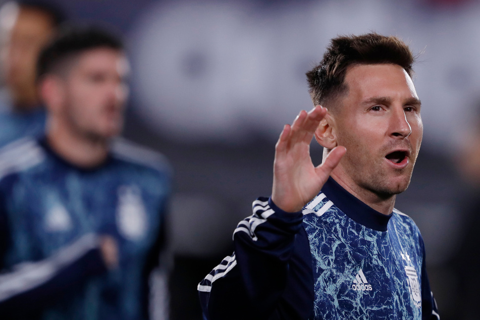 Rekord gebrochen: Messi trifft dreifach und überholt brasilianische Legende