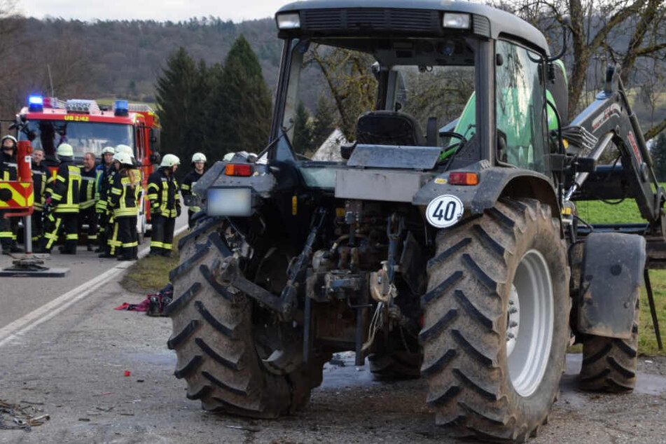Dieser Traktor kippte um.