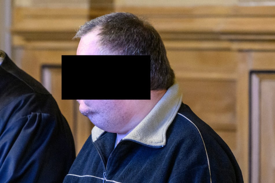 Harald W. (47) soll sich viele Male an einem Kind (12) vergangen haben.