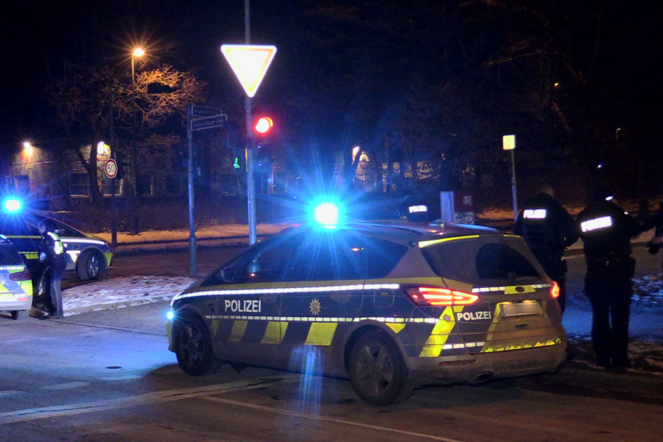 Messer-Attacke in Düsseldorf: 17-Jähriger stach offenbar mehrmals auf Mann ein