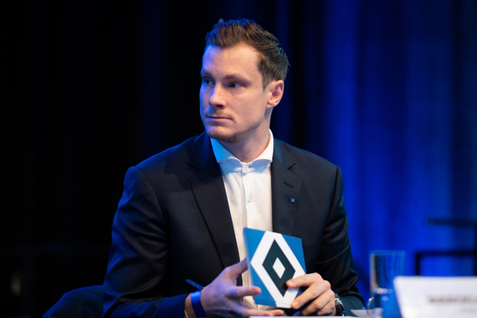 HSV-Präsident Marcell Jansen (35) bekommt Rückendeckung.