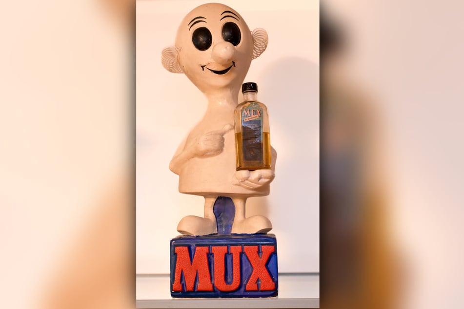 Der seltene Mux ist der ganze Stolz von Torsten Meisel - mehr zu seiner Sammlung: ddr-werbefiguren-welt.de