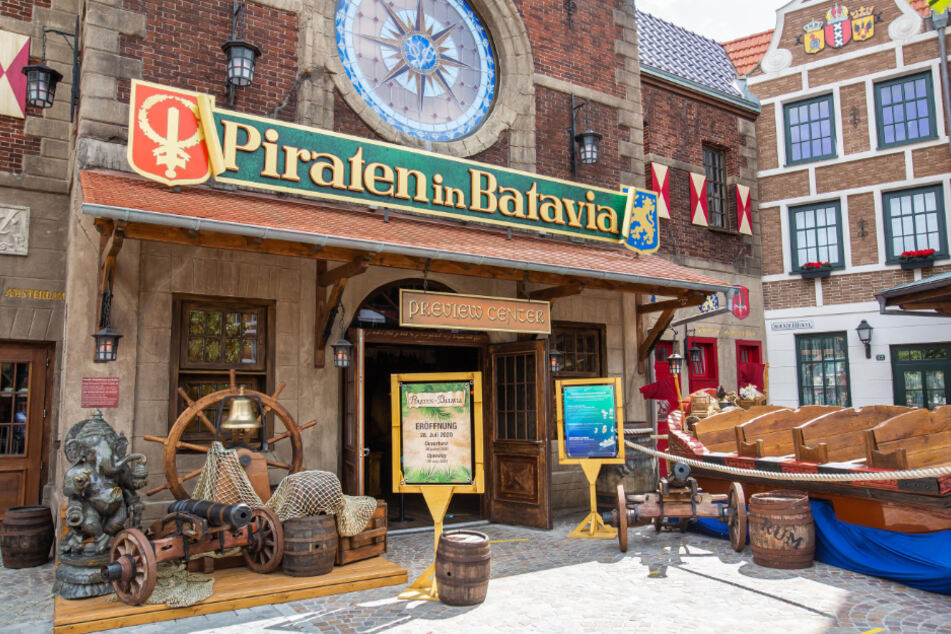 Die abgebrannte Attraktion "Piraten in Batavia" öffnet wieder.