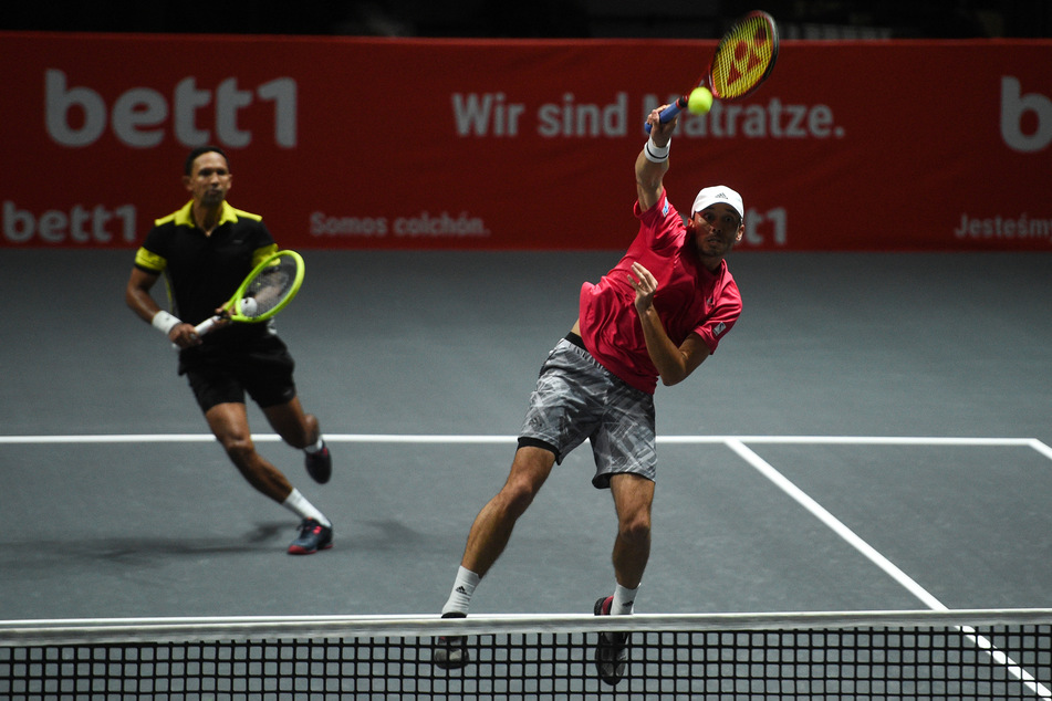 Raven Klaasen (38,l.) und Ben McLachlan (28) wären die möglichen Gegner der zweimaligen French-Open-Sieger Andreas Mies und Kevin Krawietz im Doppel-Finale des Tennisturniers in Köln.