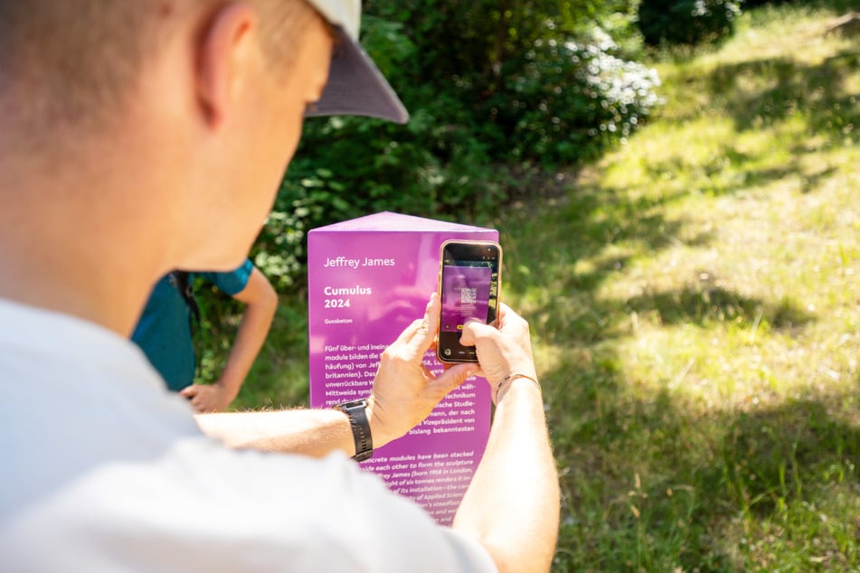 Der PURPLE PATH ist bewusst kein festgelegter Rundgang, sondern eine Einladung zur eigenen Entdeckungsreise.
