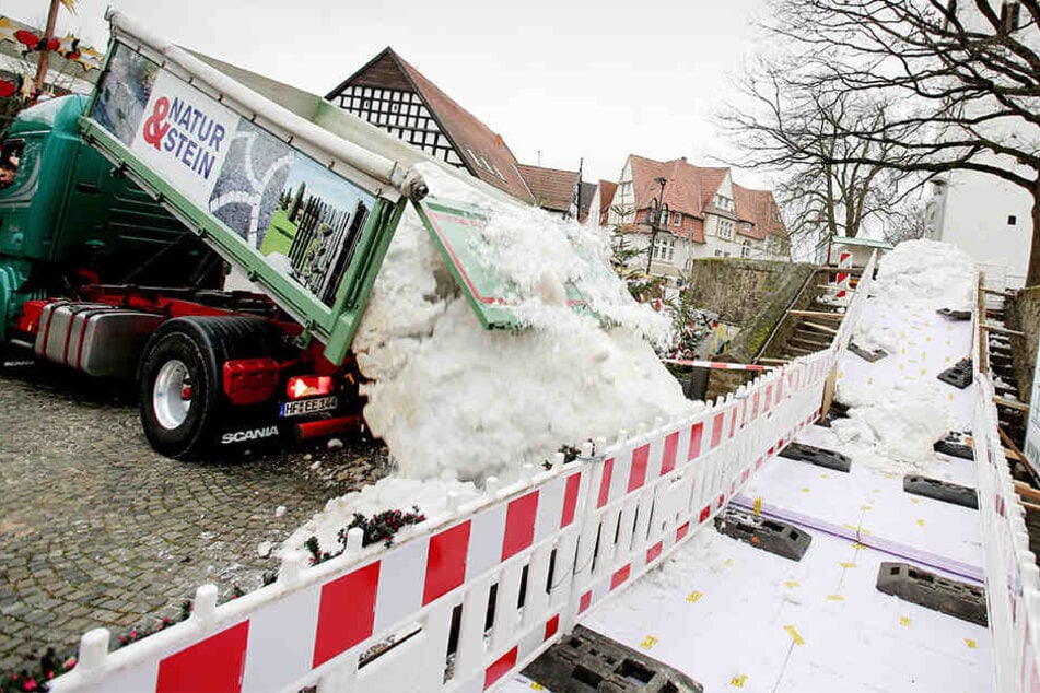 30 Tonnen Schnee wurden aus Bispingen nach Bünde geliefert.