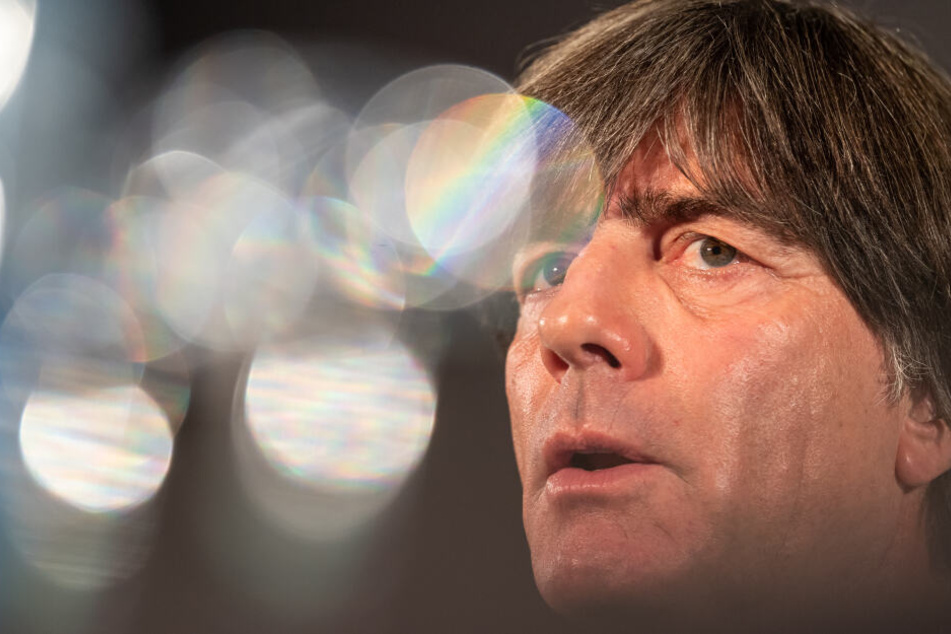 Jogi Löw gibt den Kader in Frankfurt bekannt.