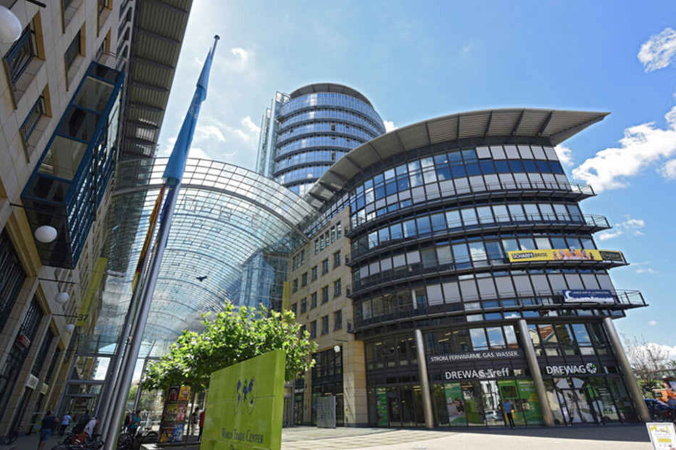 In die ehemaligen Räume der Stadtbücherei im WTC zieht ein Fitnessstudio.
