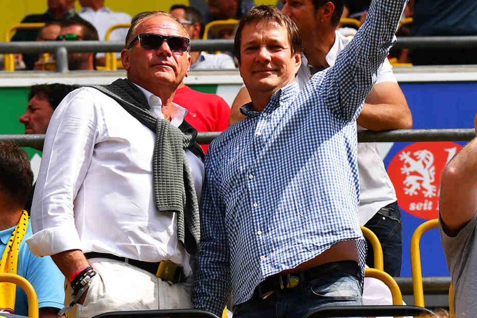 Torsten Gütschow (r., mit Hartmut Schade) ist regelmäßig im Harbig-Stadion zu Gast.