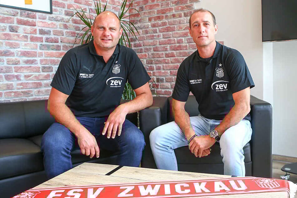 FSV-Trainer Joe Enochs (r.) und Sportdirektor David Wagner setzen voll auf Deutschland, haben aber auch Frankreich, Spanien und Mexiko auf dem Zettel.