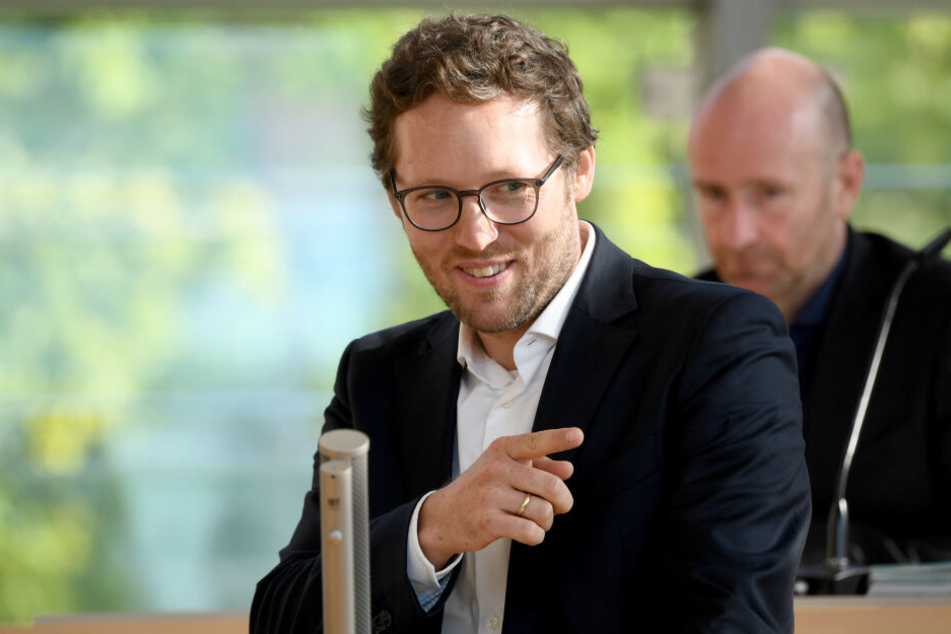 Jan Philipp Albrecht, Umwelt- und Landwirtschaftsminister von Schleswig-Holstein, bei einer Rede im Landtag.