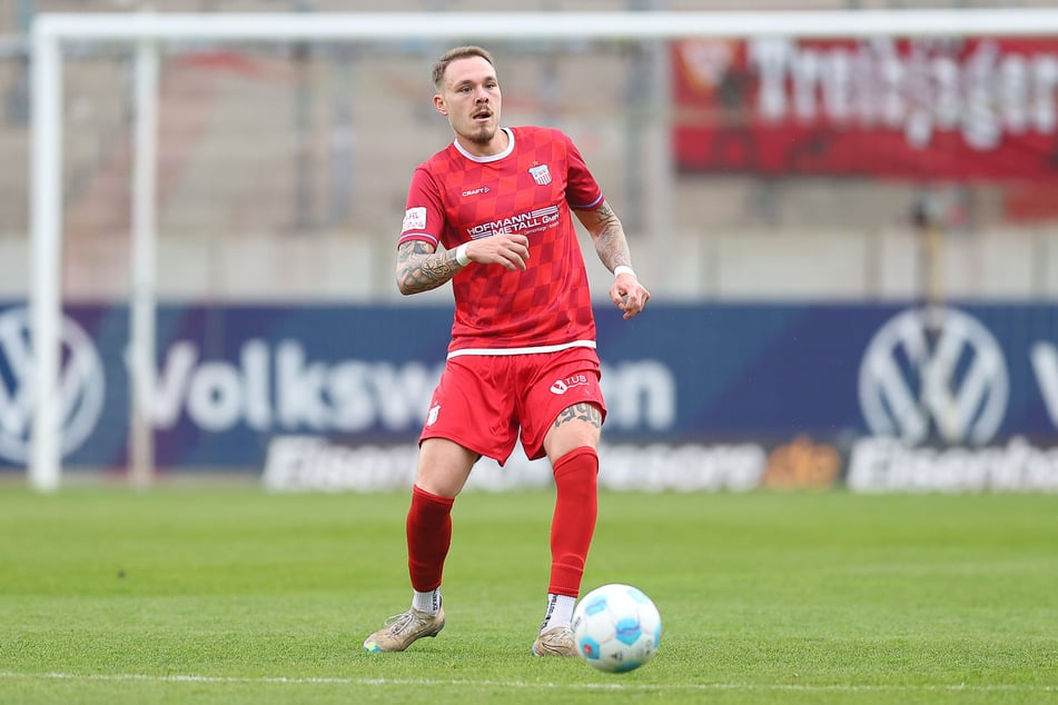 Bleibt ein weiteres Jahr beim FSV Zwickau: Verteidiger Sandro Sengersdorf (27).