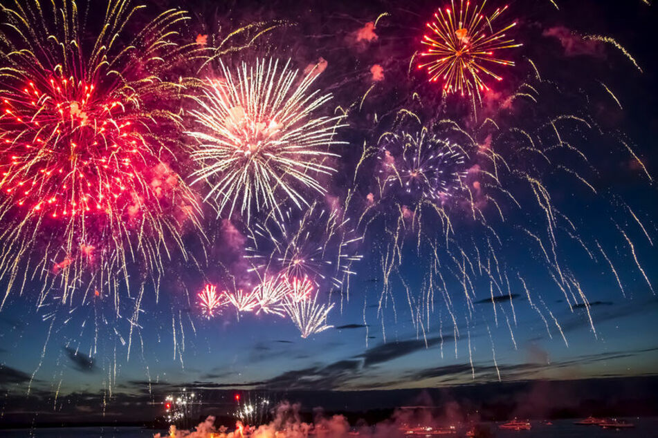 Silvesterfeuerwerk ist wegen Corona dieses Jahr in den Niederlanden verboten. (Symbolbild)