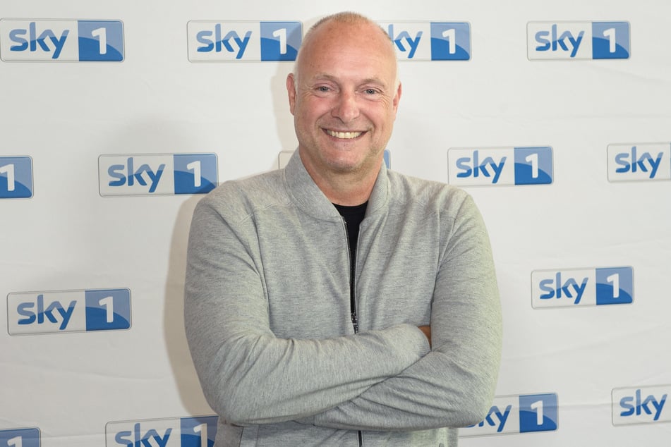 Frank "Buschi" Buschmann (60) kommentiert seit 2017 für Sky Sport die Bundesliga.