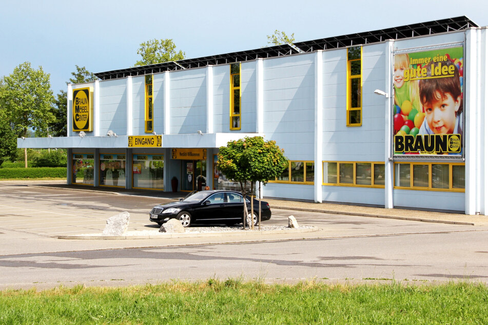 Das Braun Möbel Center findet Ihr auf der Schwarzenbacher Str. 9 in Bad Sauglau.