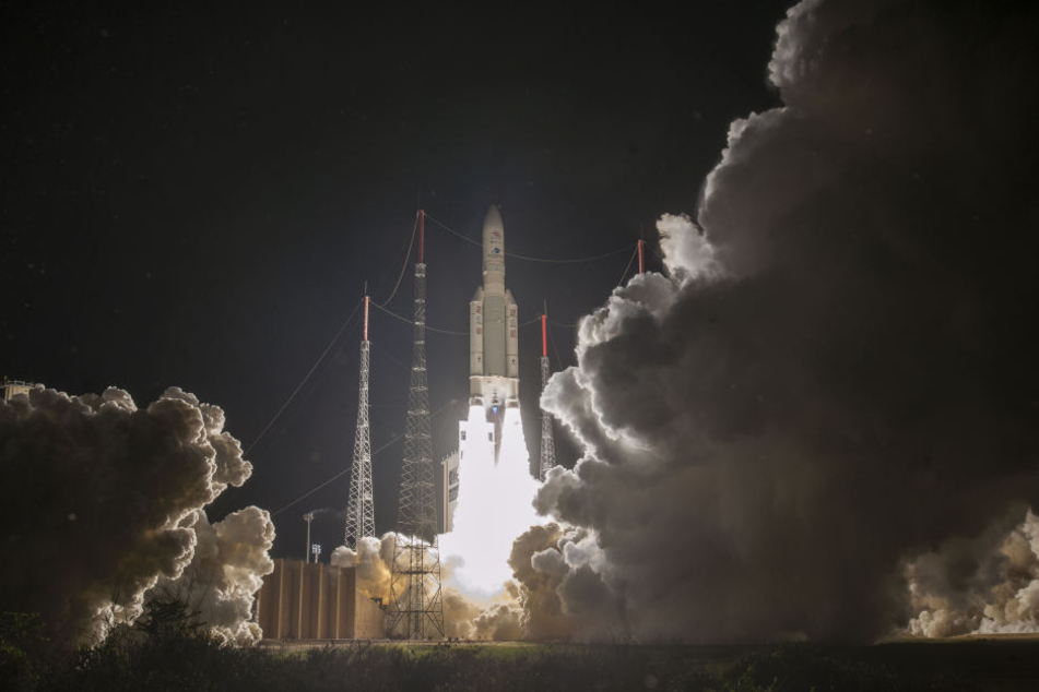 Der Start erfolgte vom Weltraumbahnhof Kourou in Französisch-Guayana.