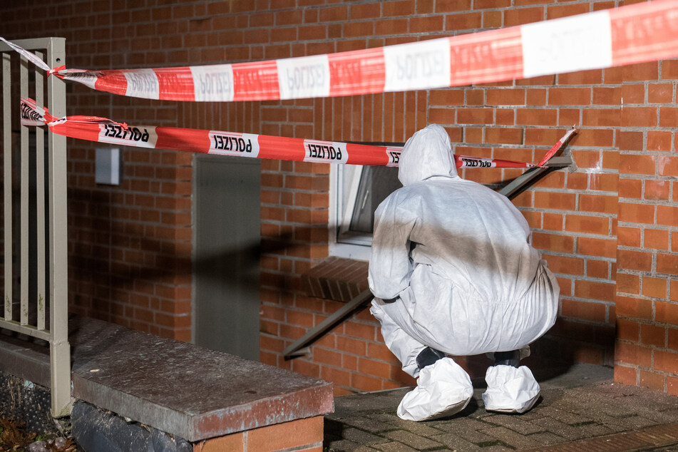 Junge Frau (†20) in Fahrradkeller erstickt: Prozess gegen 24-Jährigen