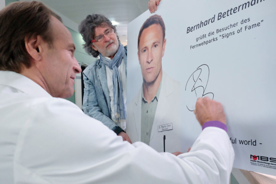 Auch Autogramme gab es zum Schluss.
