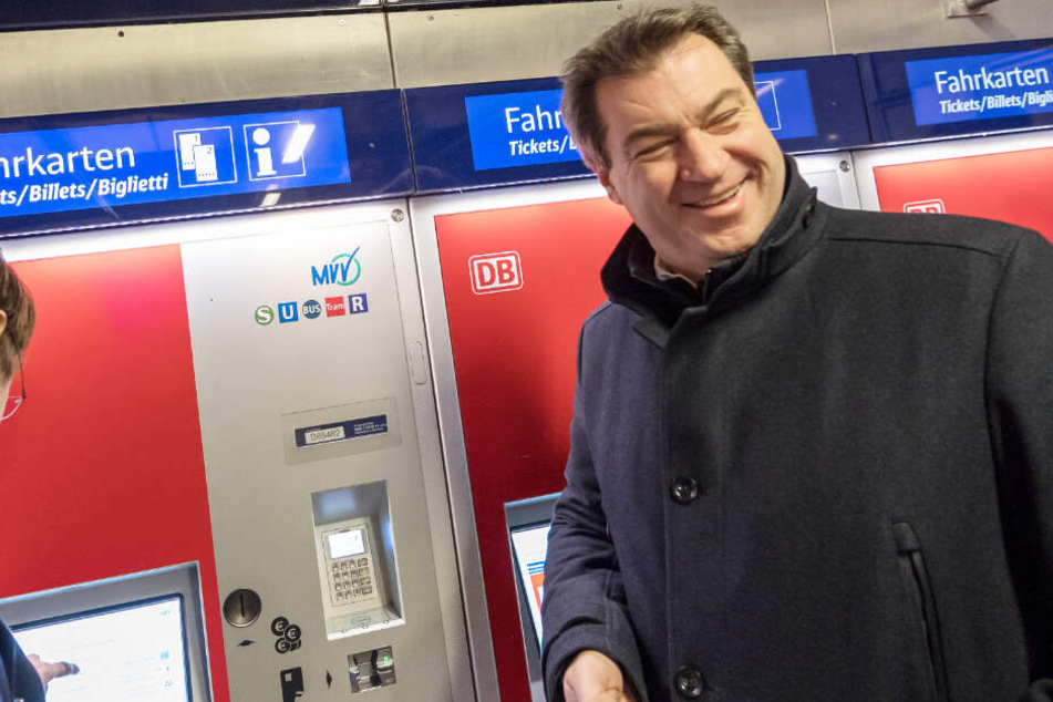 Bahnfahrt? Markus Söder will die Steuer auf Tickets deutlich senken oder ganz streichen.