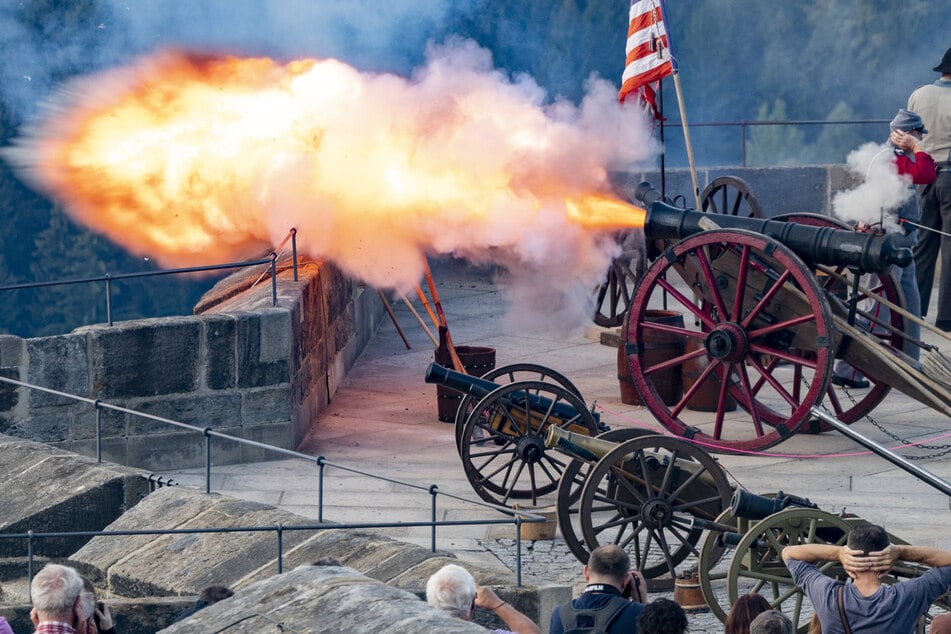 Festung Königstein lässt es am Wochenende krachen!