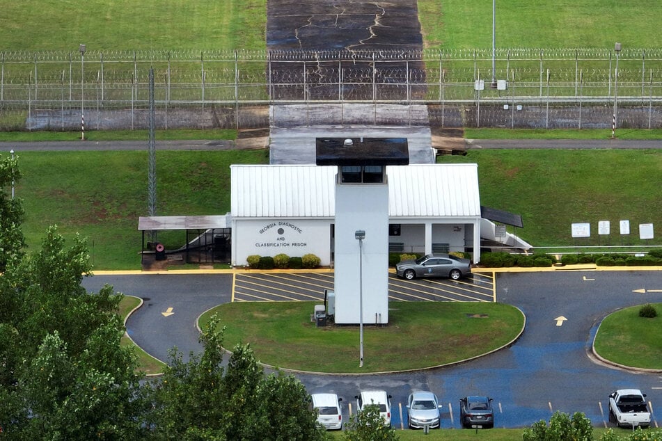 Georgia's prisons are rife with horrific abuses, with officials largely indifferent, a new Justice Department investigation found.