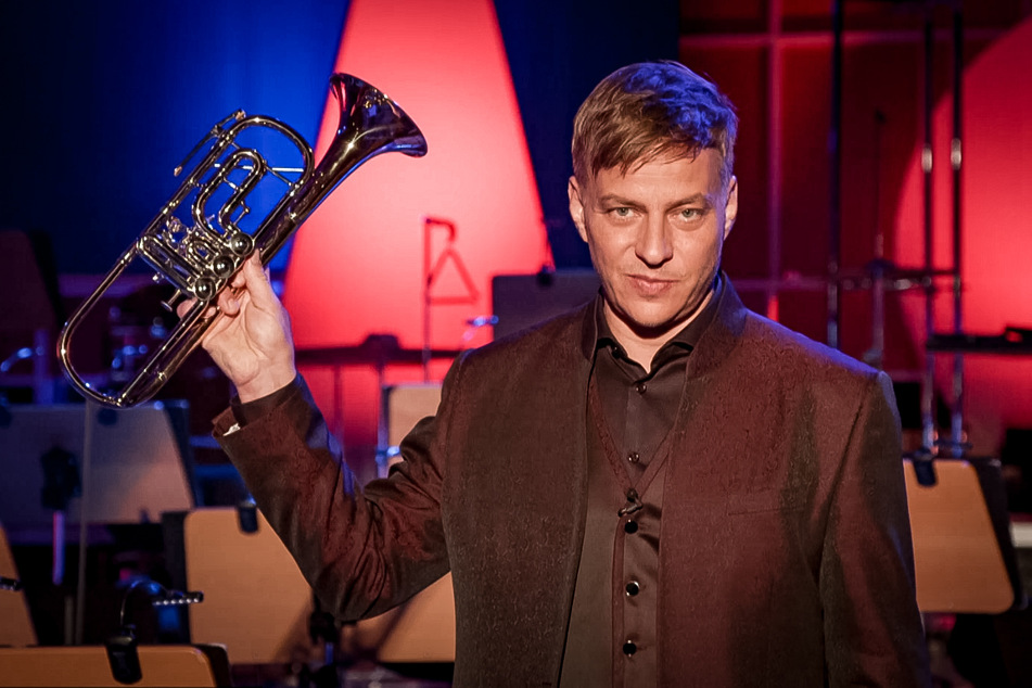 Schauspieler Tom Wlaschiha (49) wird als Sprecher für die MDR-Produktion "Die Abenteuer der kleinen Trompete" agieren.