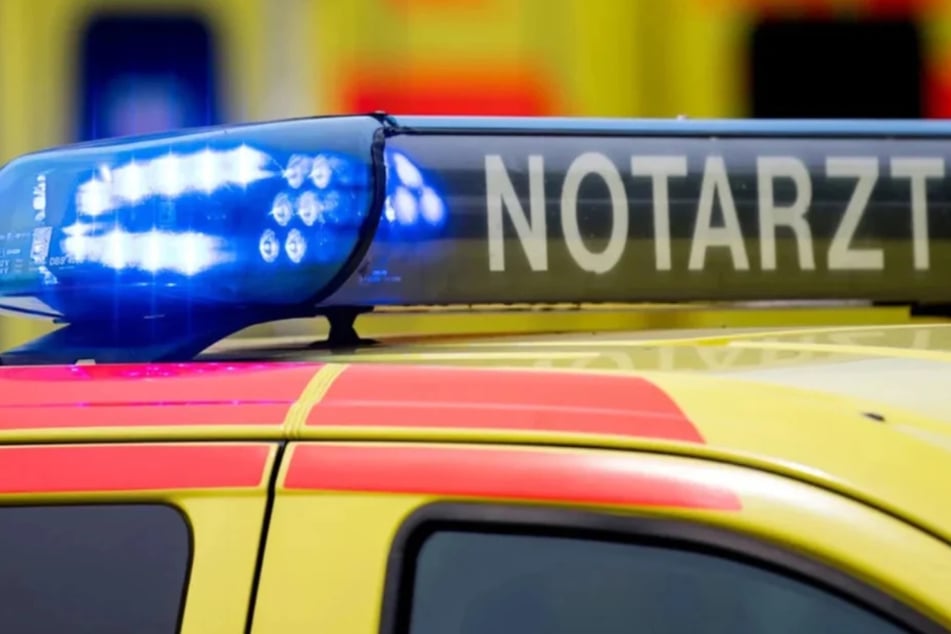 Der Biker verstarb noch an der Unfallstelle. (Symbolfoto)