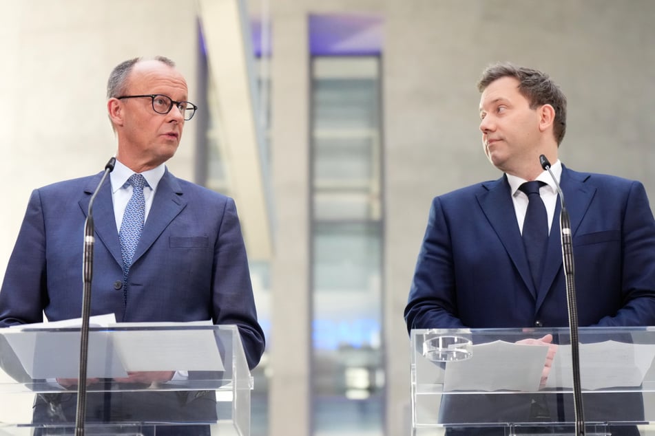 Dass das Bürgergeldsystem neu gestaltet werden soll, da sind sich der voraussichtliche Kanzler Friedrich Merz (69, CDU, links) und der SPD-Vorsitzende Lars Klingbeil (47) einig.