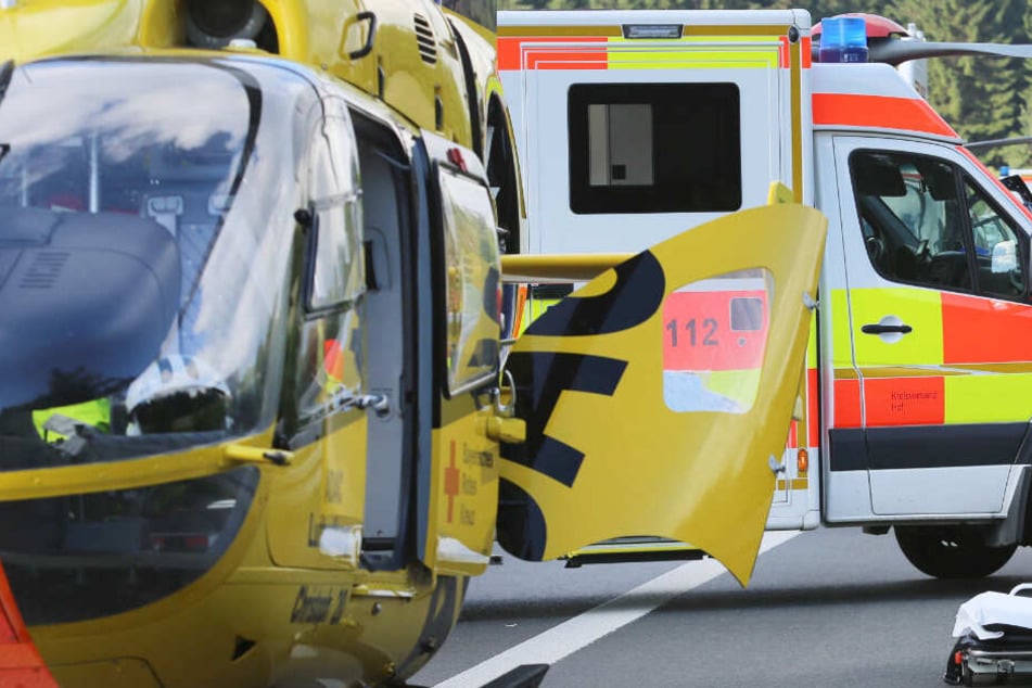 Die Rettungskräfte mussten das Mädchen ins Krankenhaus fliegen. (Symbolbild)