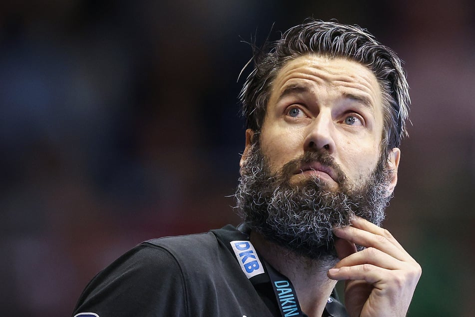 Bennet Wiegert (44) freut sich auf das Duell mit dem FC Barcelona.