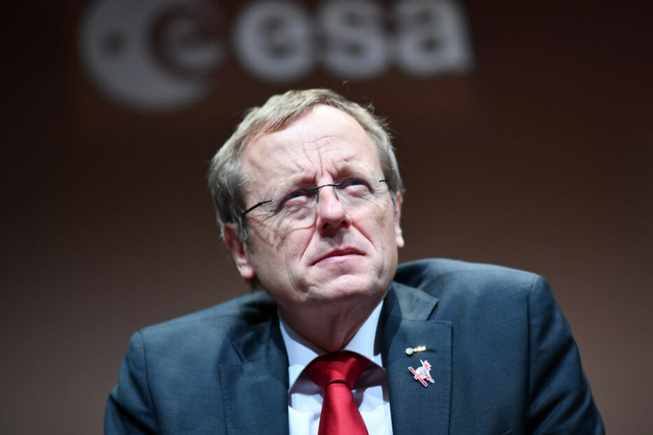 Esa-Generaldirektor Jan Wörner wahrnte vor Gefahren aus dem Weltraum.