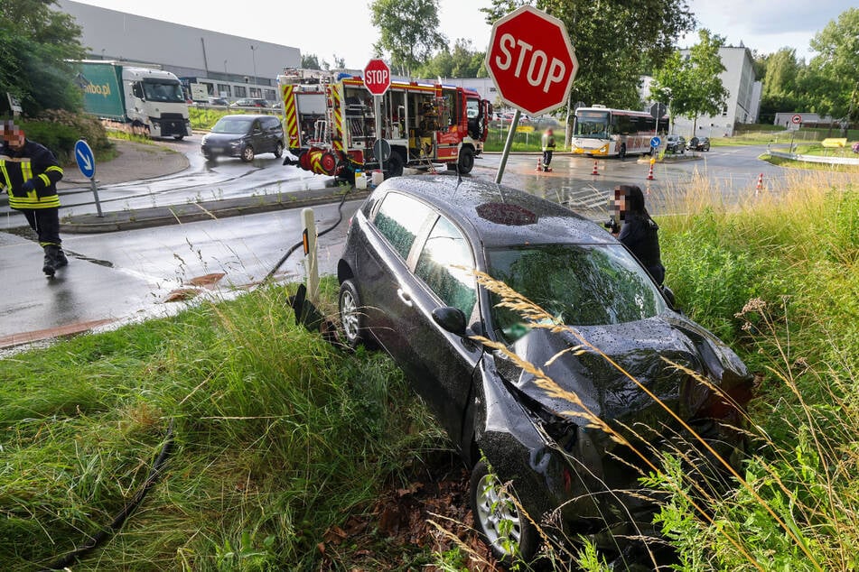 Beide Autos mussten abgeschleppt werden.