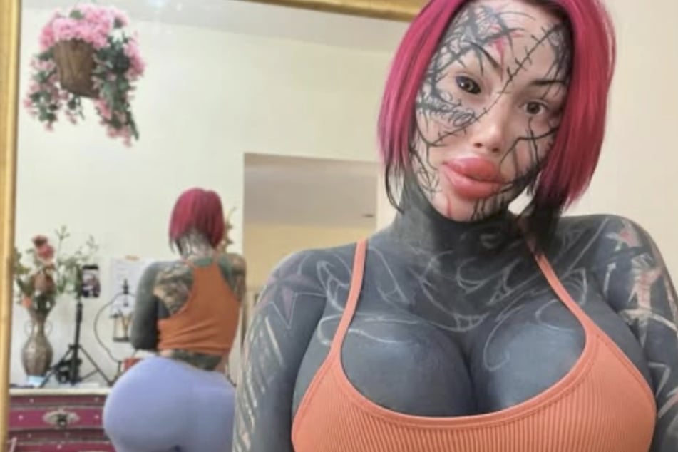 Influencerin Mary Magdalene (bürgerlich Denise Ivonne Jarvis Gongora) begann im Alter von 21 Jahren mit ihrer Verwandlung.