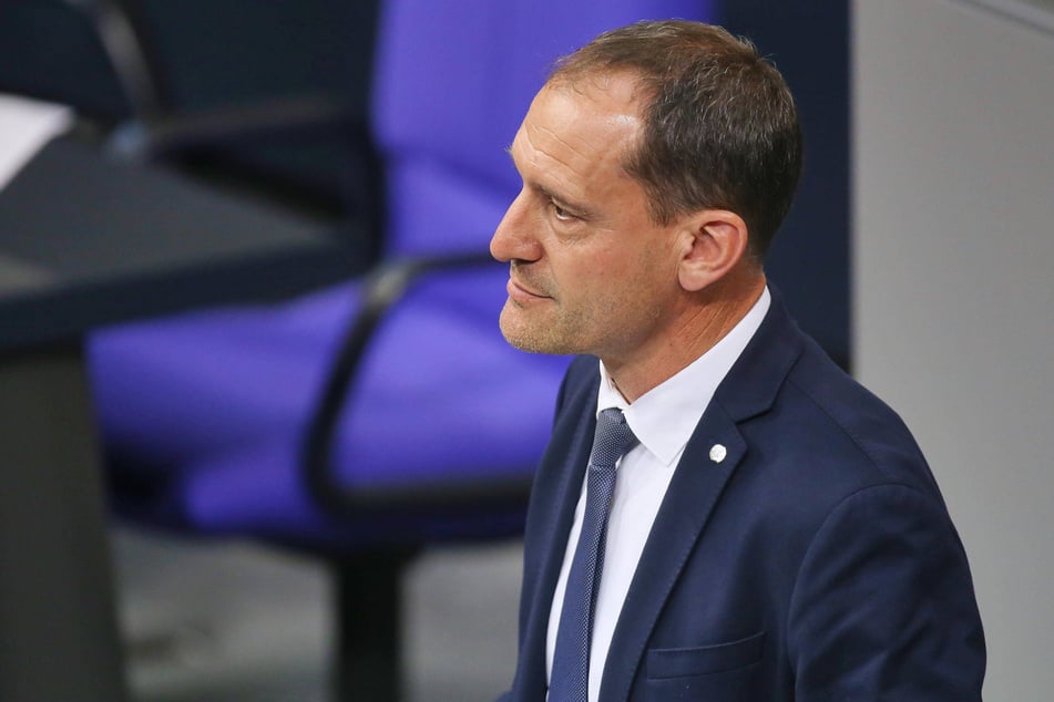 Alexander Engelhard (51, CSU) findet, dass die Union zu kompromissbereit sei, damit die Regierung am Laufen gehalten wird.