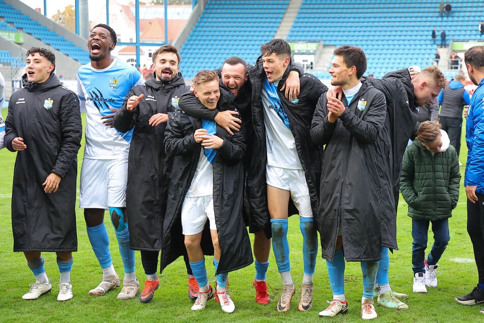 Die Himmelblauen feiern! Der Chemnitzer FC sorgte im Sachsenpokal gegen Dynamo Dresden für die Sensation.