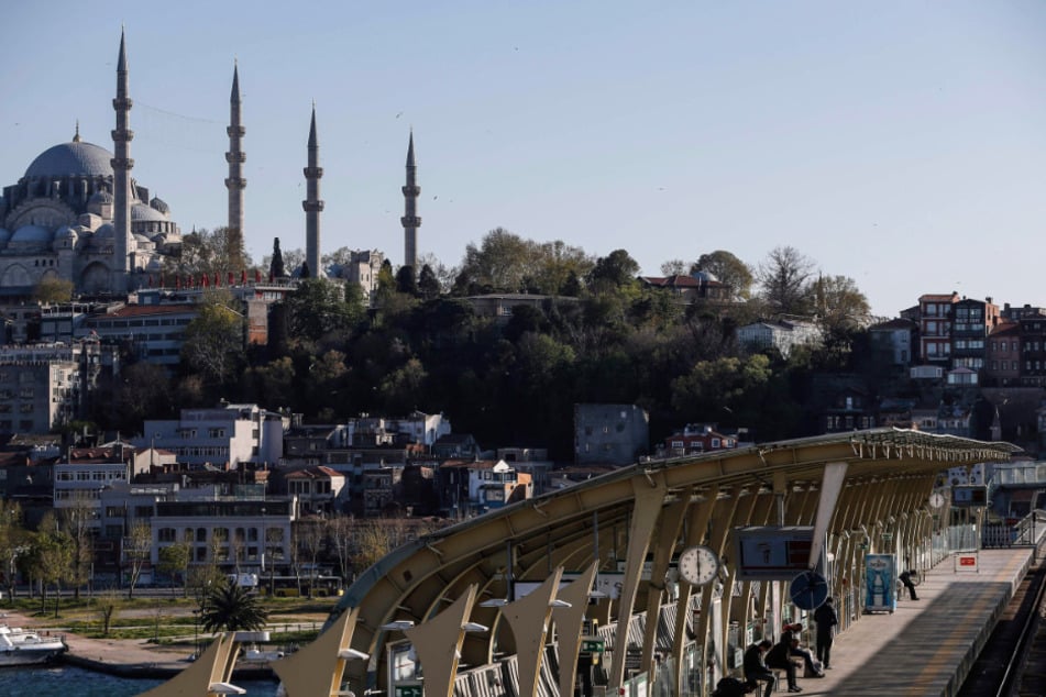 Die Kulisse vor der ikonischen Süleymaniye-Moschee in Istanbul.