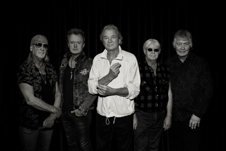 Deep Purple v.l.n.r.: Roger Glover (77, Bass), Simon McBride (44, Gitarre), Ian Gillan (77, Gesang), Ian Paice (75, Schlagzeug) und Don Airey (75, Keyboard).