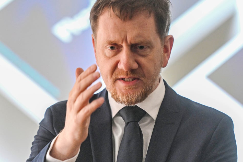 "Man versündigt sich": Wovor MP Kretschmer jetzt ausdrücklich warnt