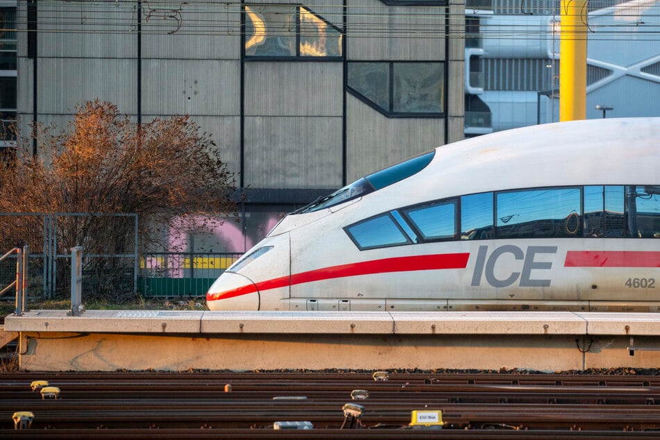 Zug am Hanauer Bahnhof entgleist: Ausfälle und Verspätungen