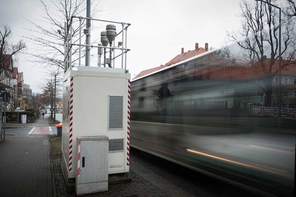 Die Feinstaub-Messtation an der Bergstraße in Dresden.