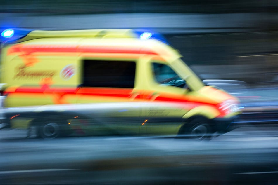 Schwerverletzt kam die Person ins Krankenhaus.